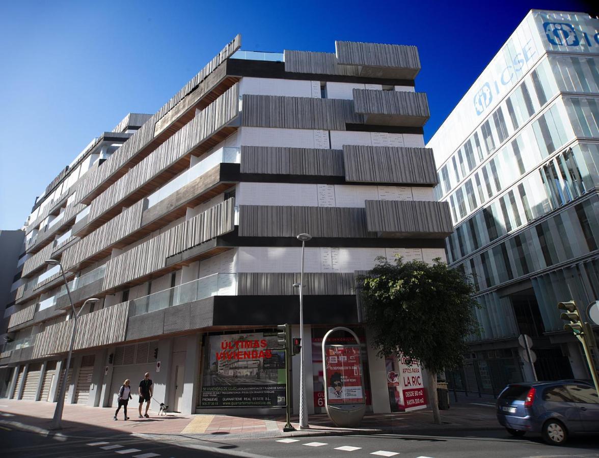 Las Canteras Stratus Apartment